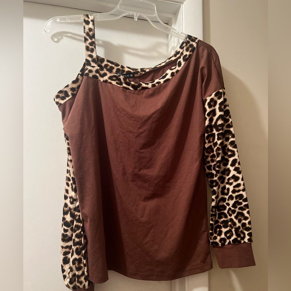 Brown and leopard top